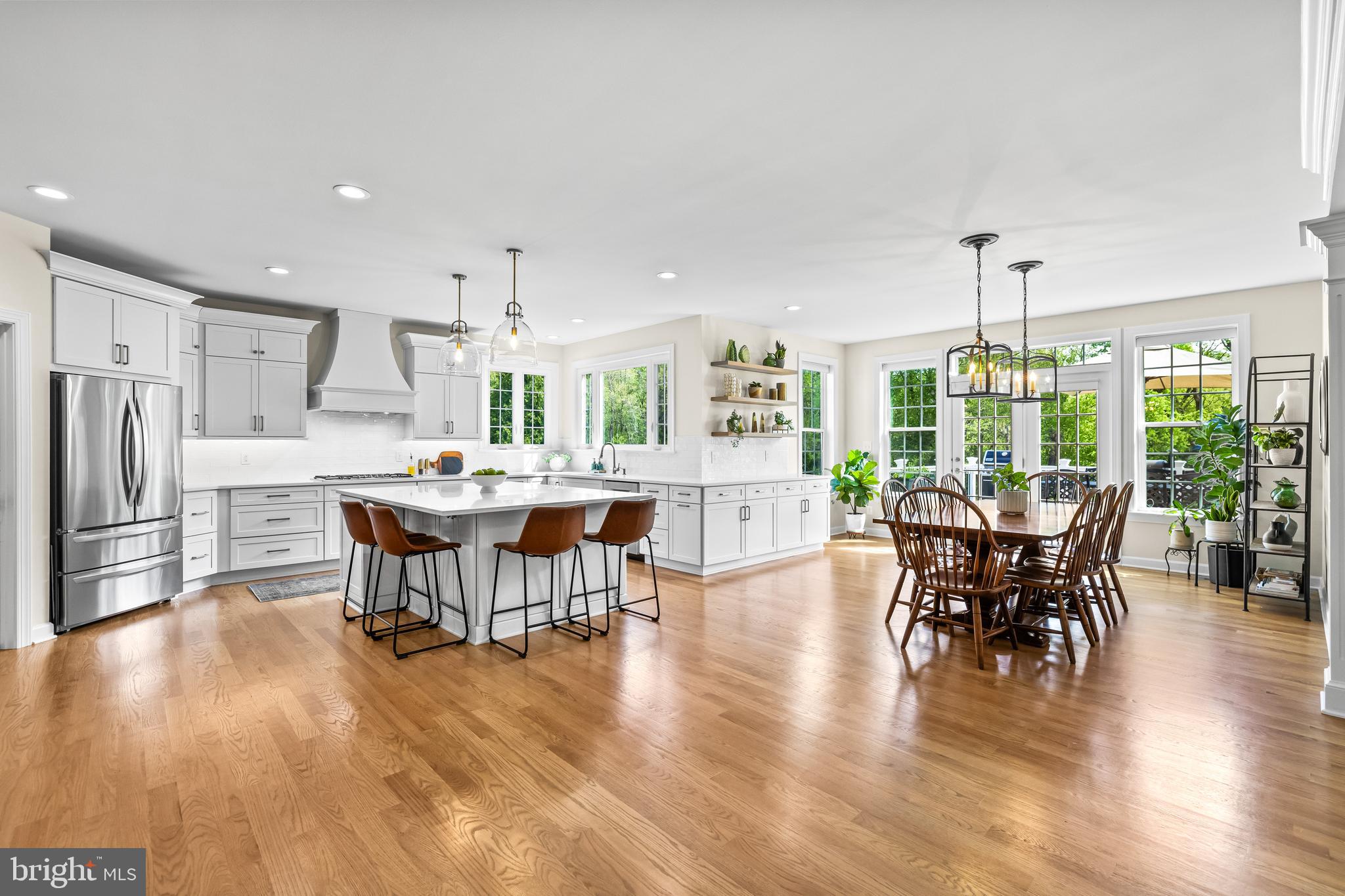 1004 COACHFORD COURT