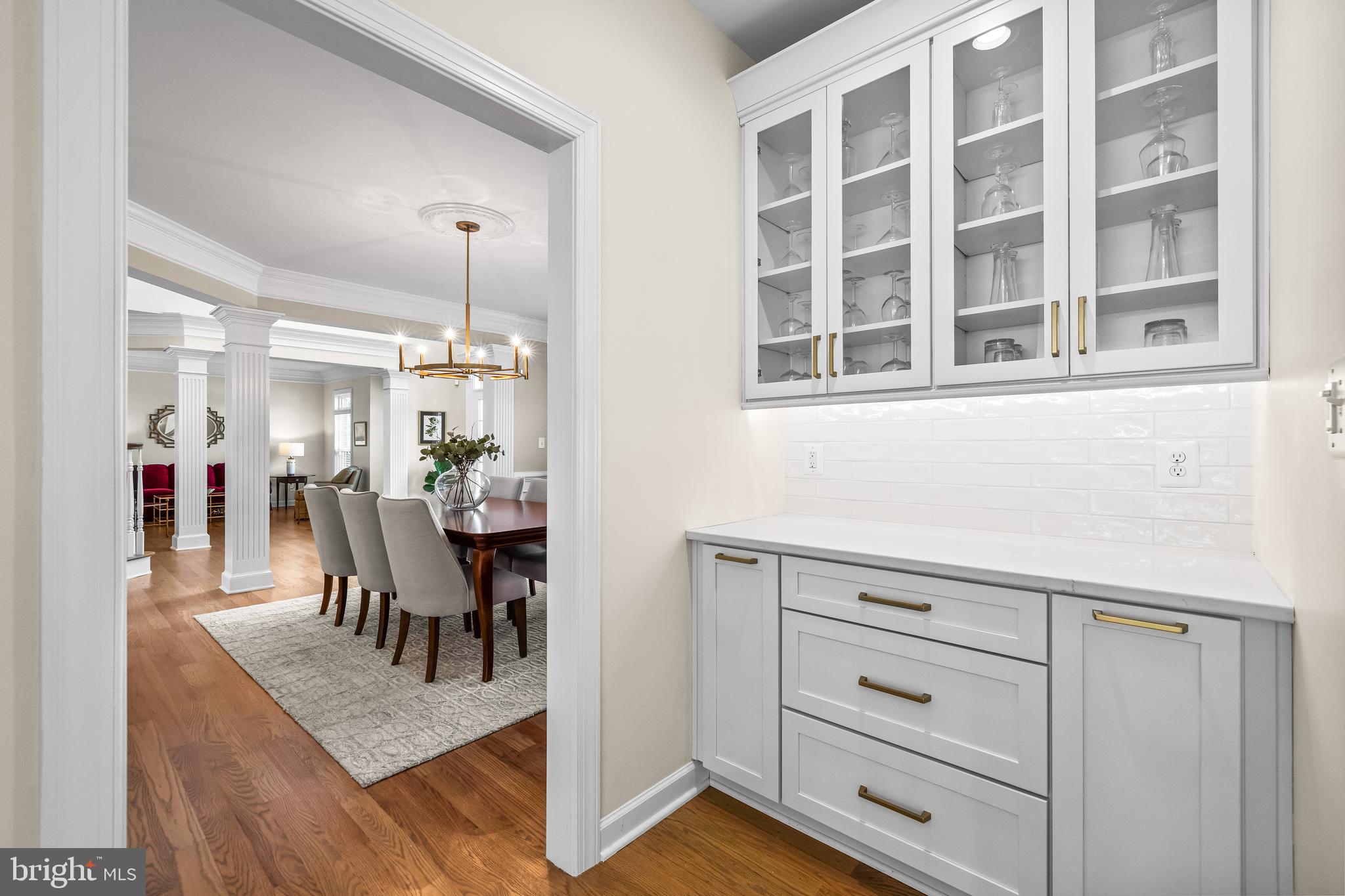 1004 COACHFORD COURT