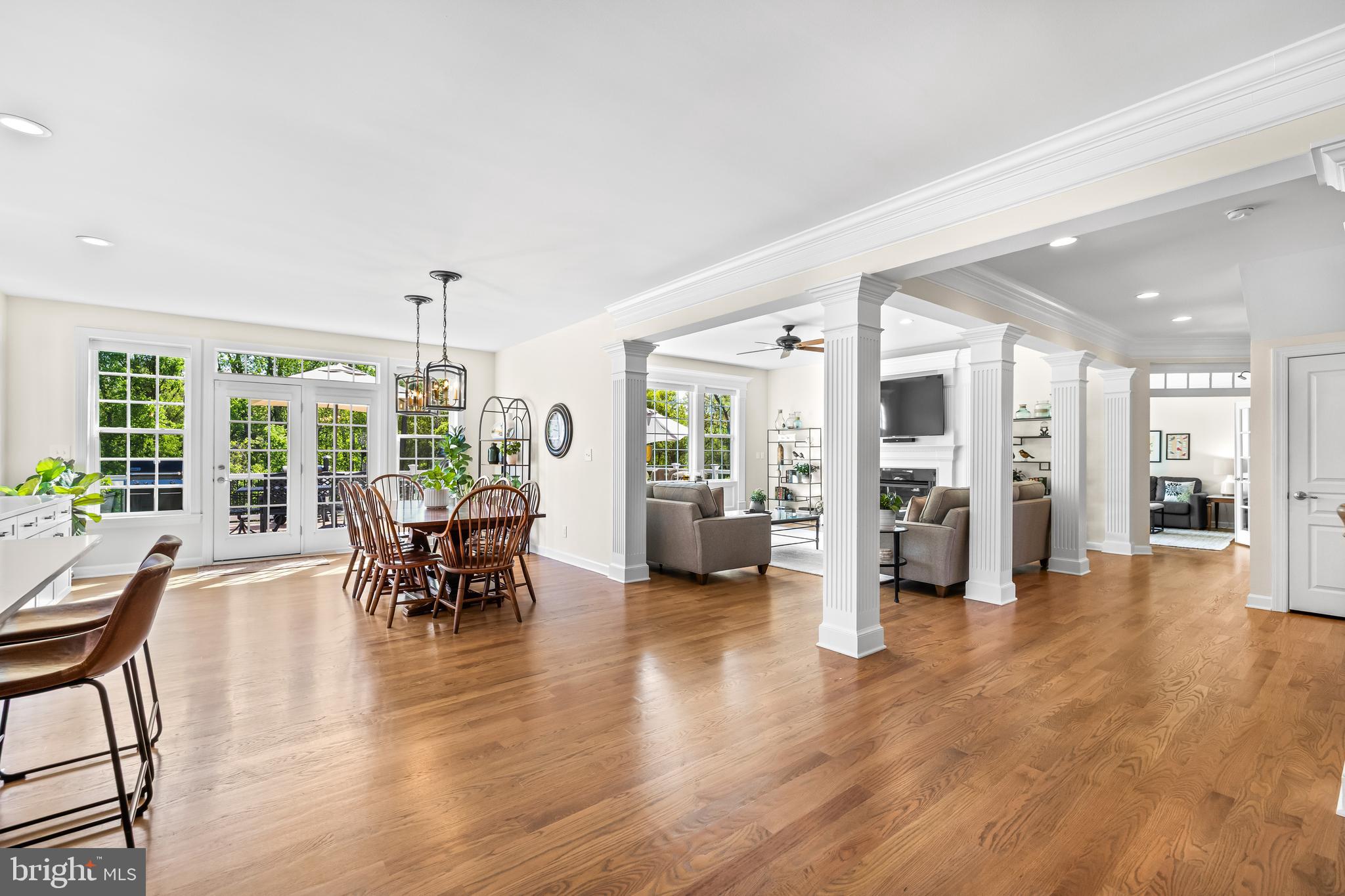1004 COACHFORD COURT
