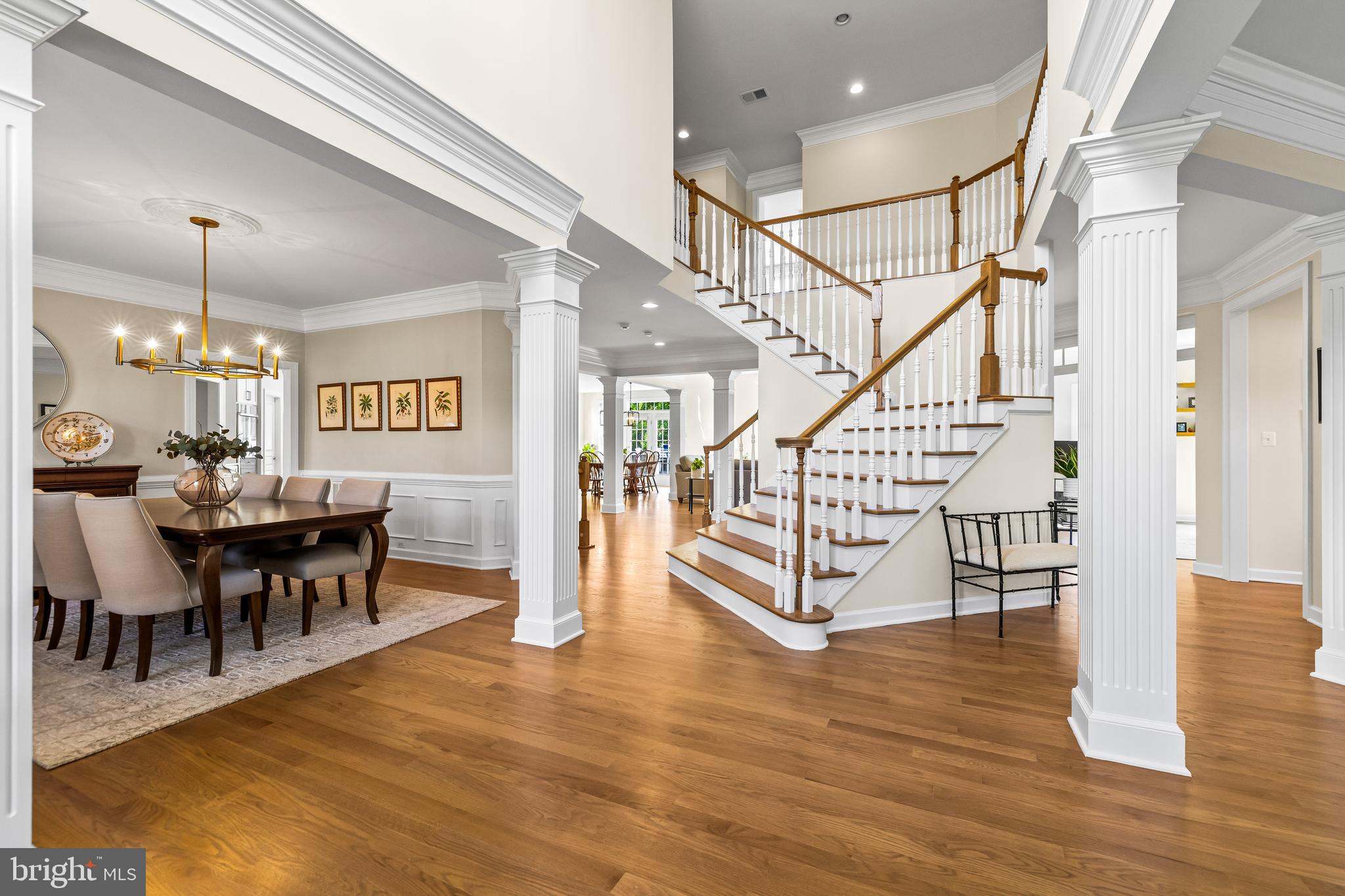 1004 COACHFORD COURT