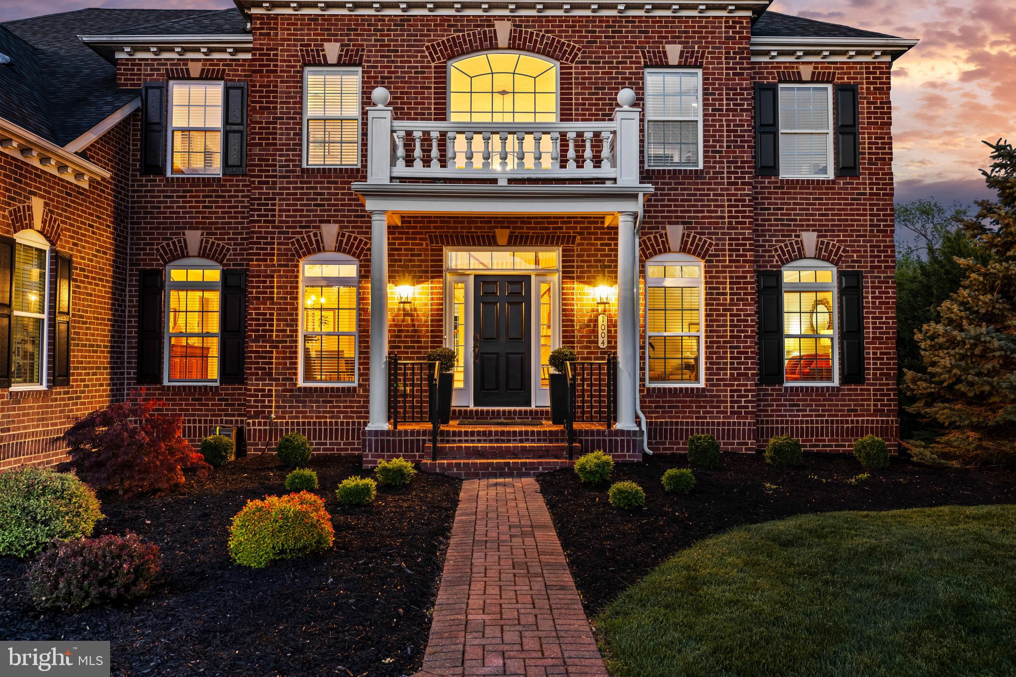 1004 COACHFORD COURT