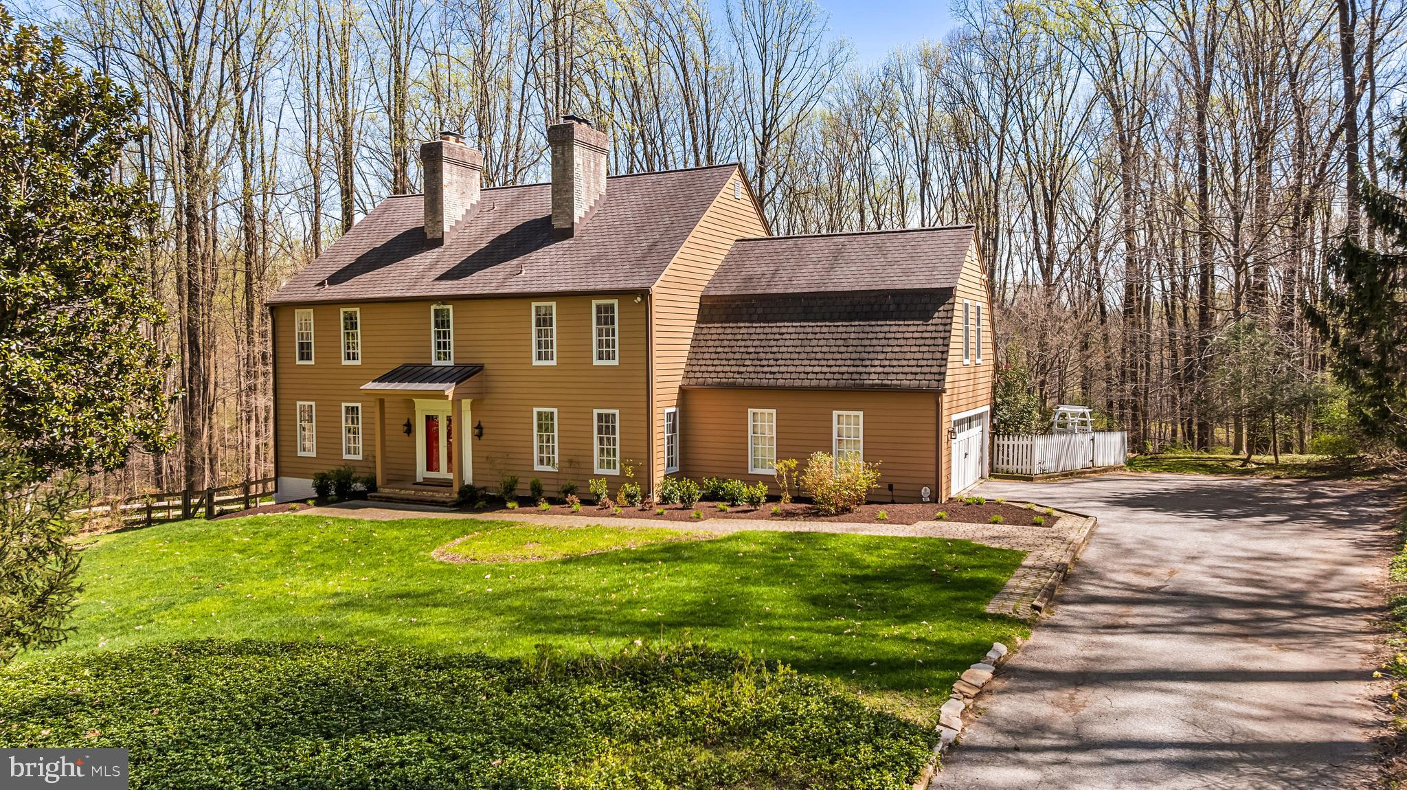 901 CHESTNUT RIDGE DRIVE