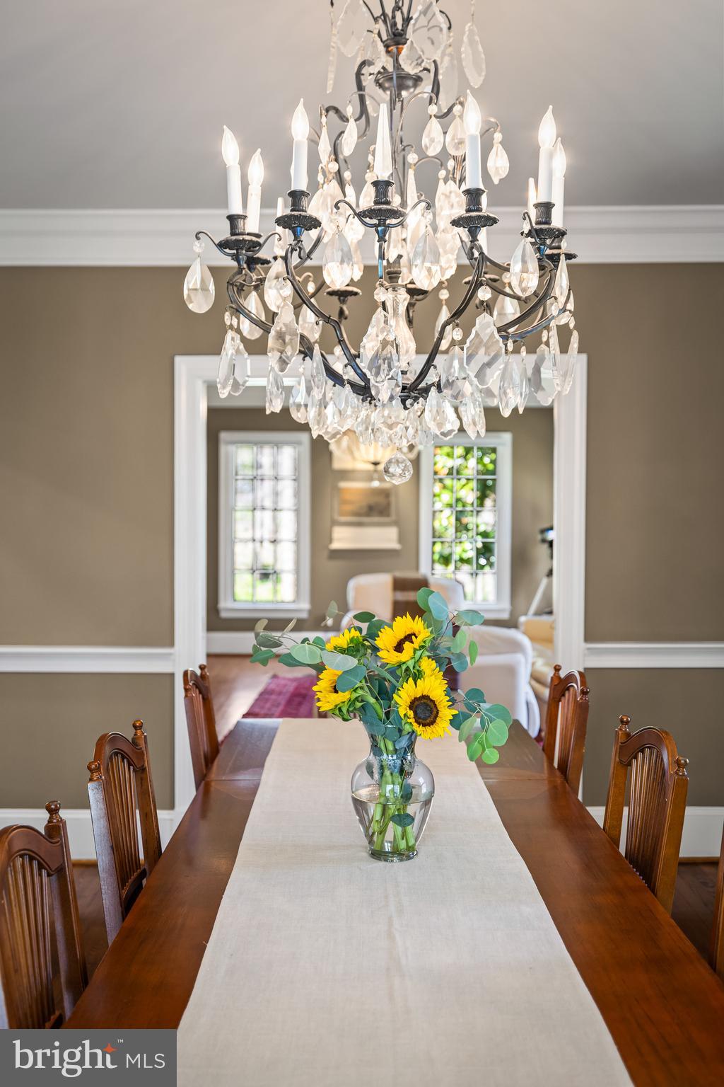 901 CHESTNUT RIDGE DRIVE