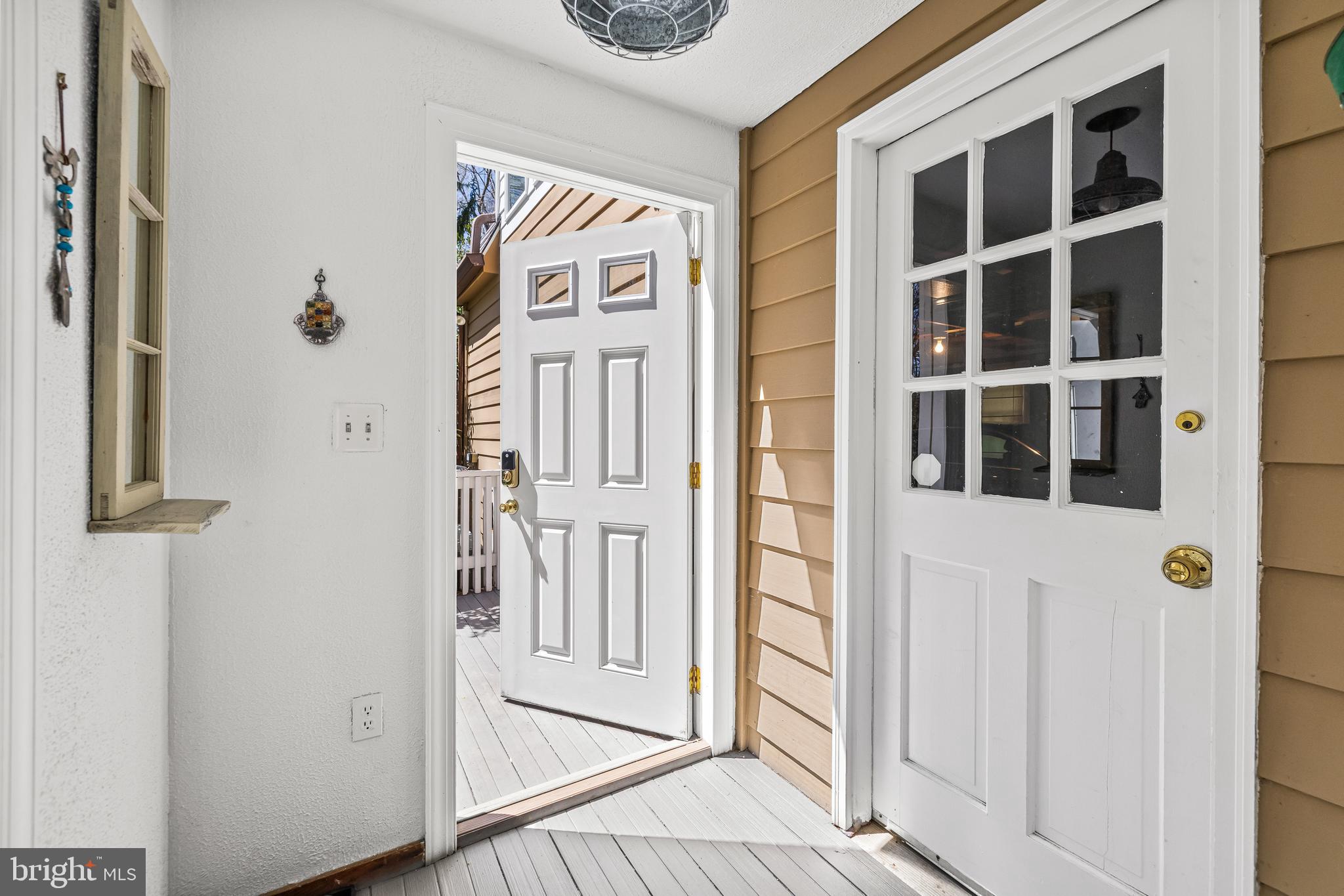 901 CHESTNUT RIDGE DRIVE