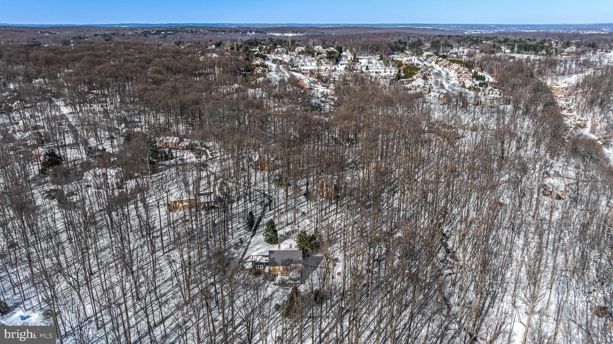 901 CHESTNUT RIDGE DRIVE