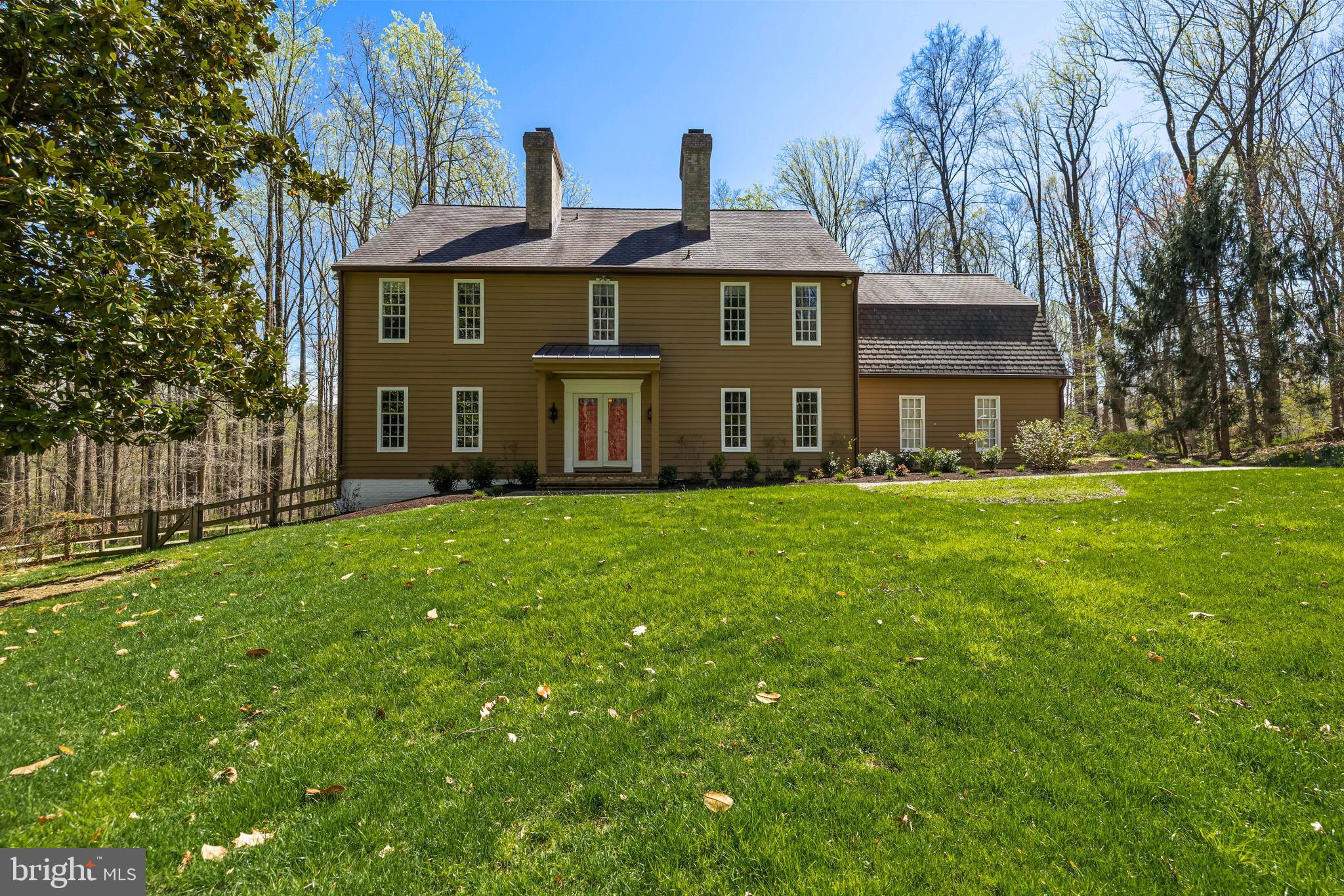 901 CHESTNUT RIDGE DRIVE