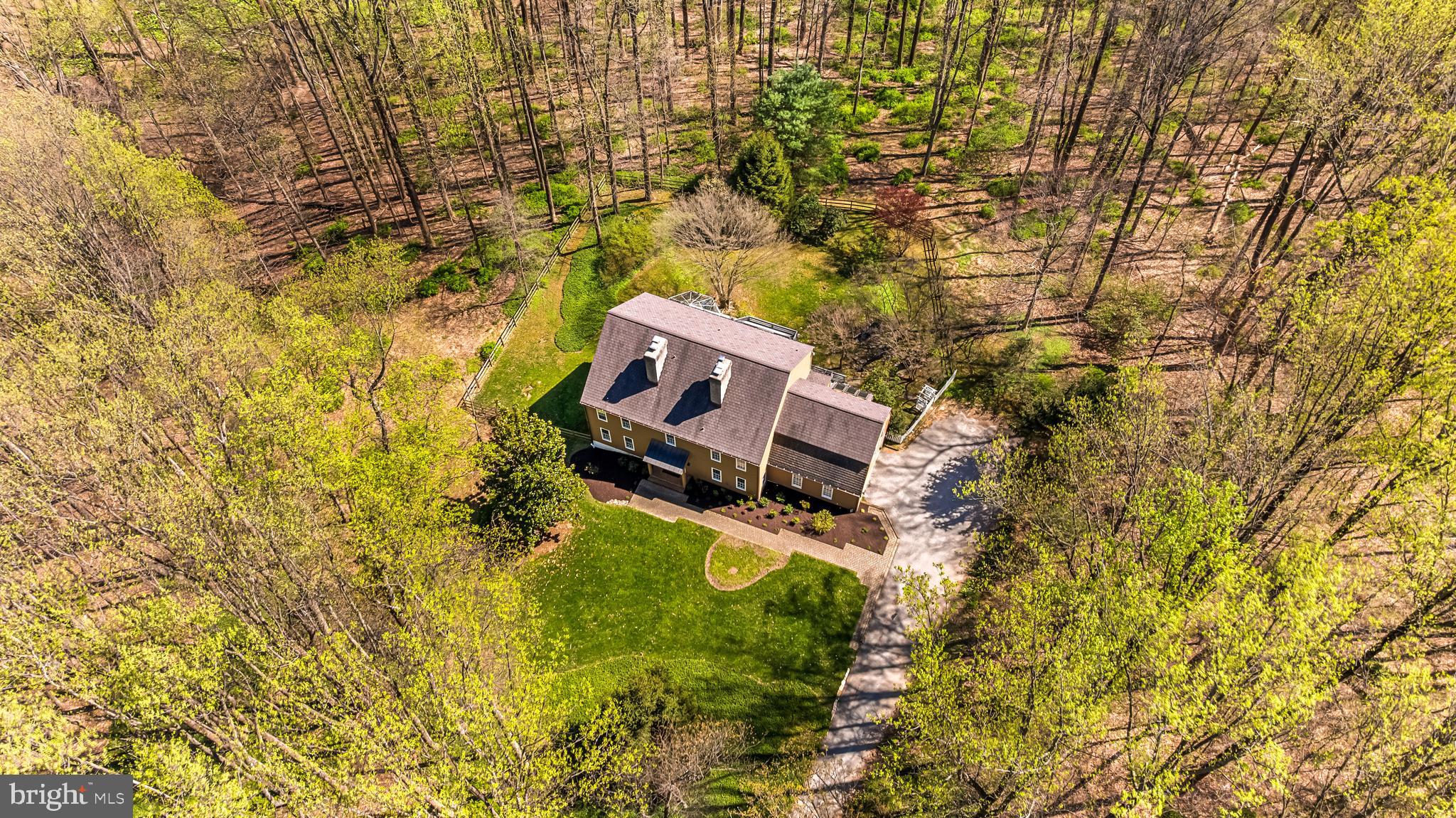 901 CHESTNUT RIDGE DRIVE