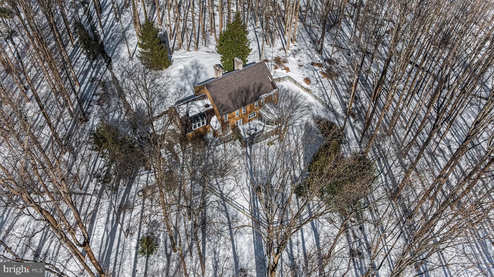 901 CHESTNUT RIDGE DRIVE