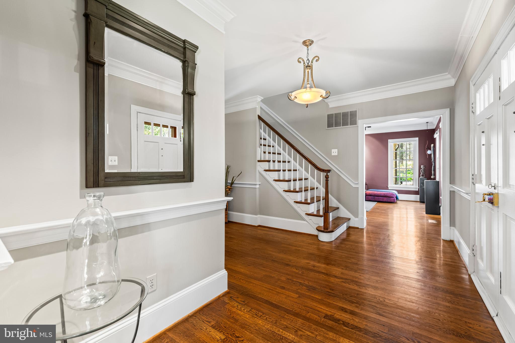 901 CHESTNUT RIDGE DRIVE