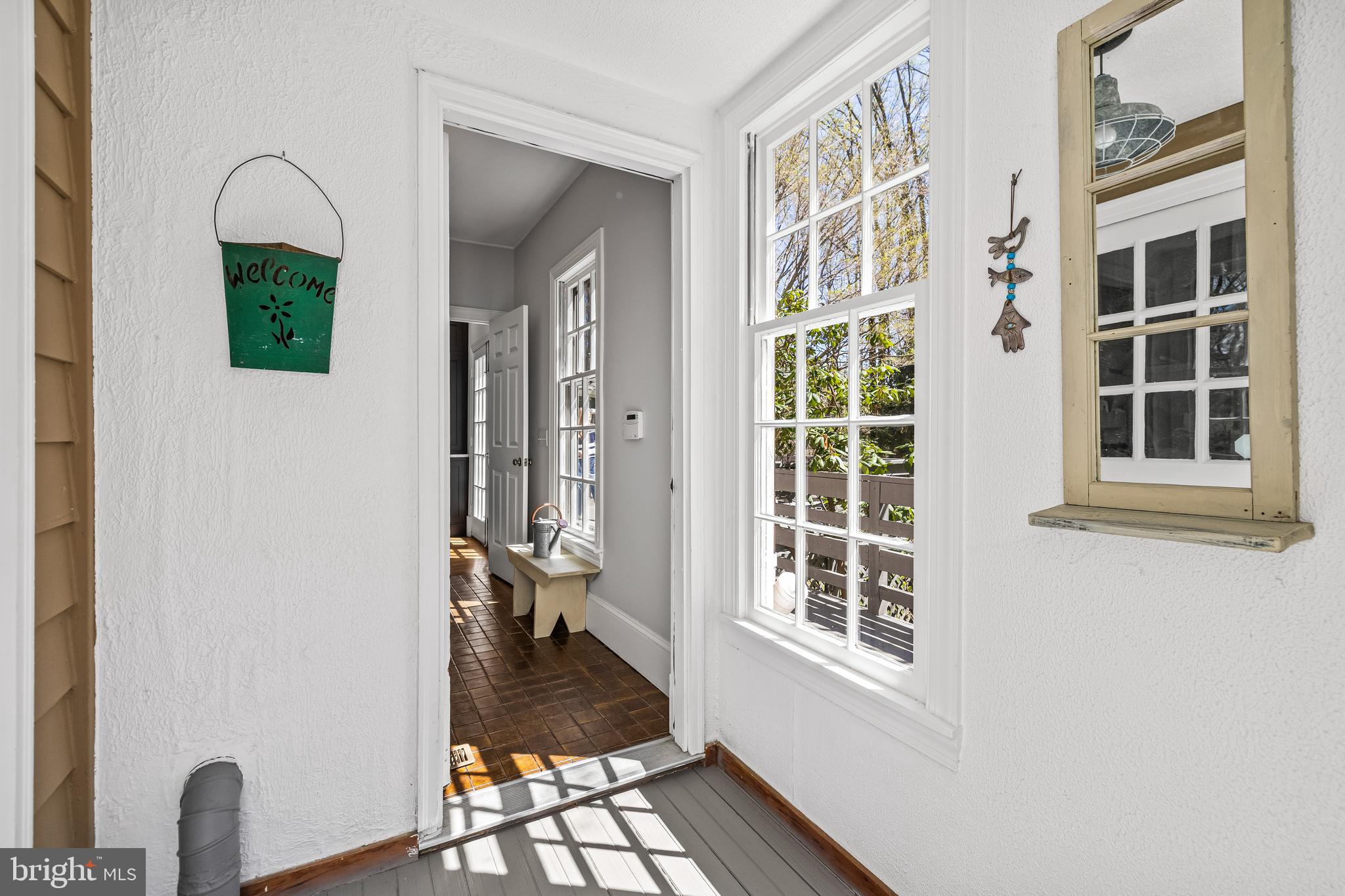 901 CHESTNUT RIDGE DRIVE