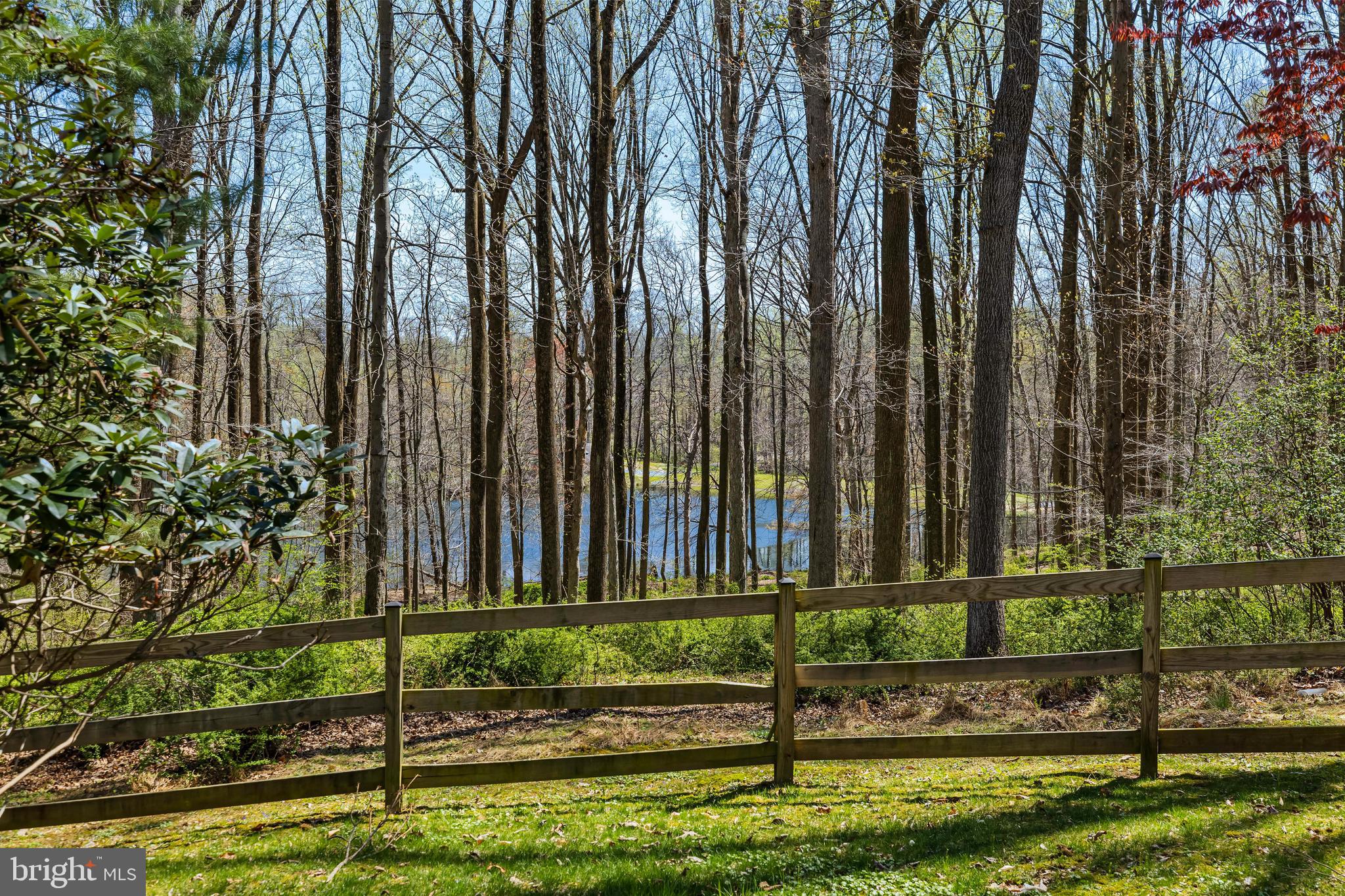 901 CHESTNUT RIDGE DRIVE