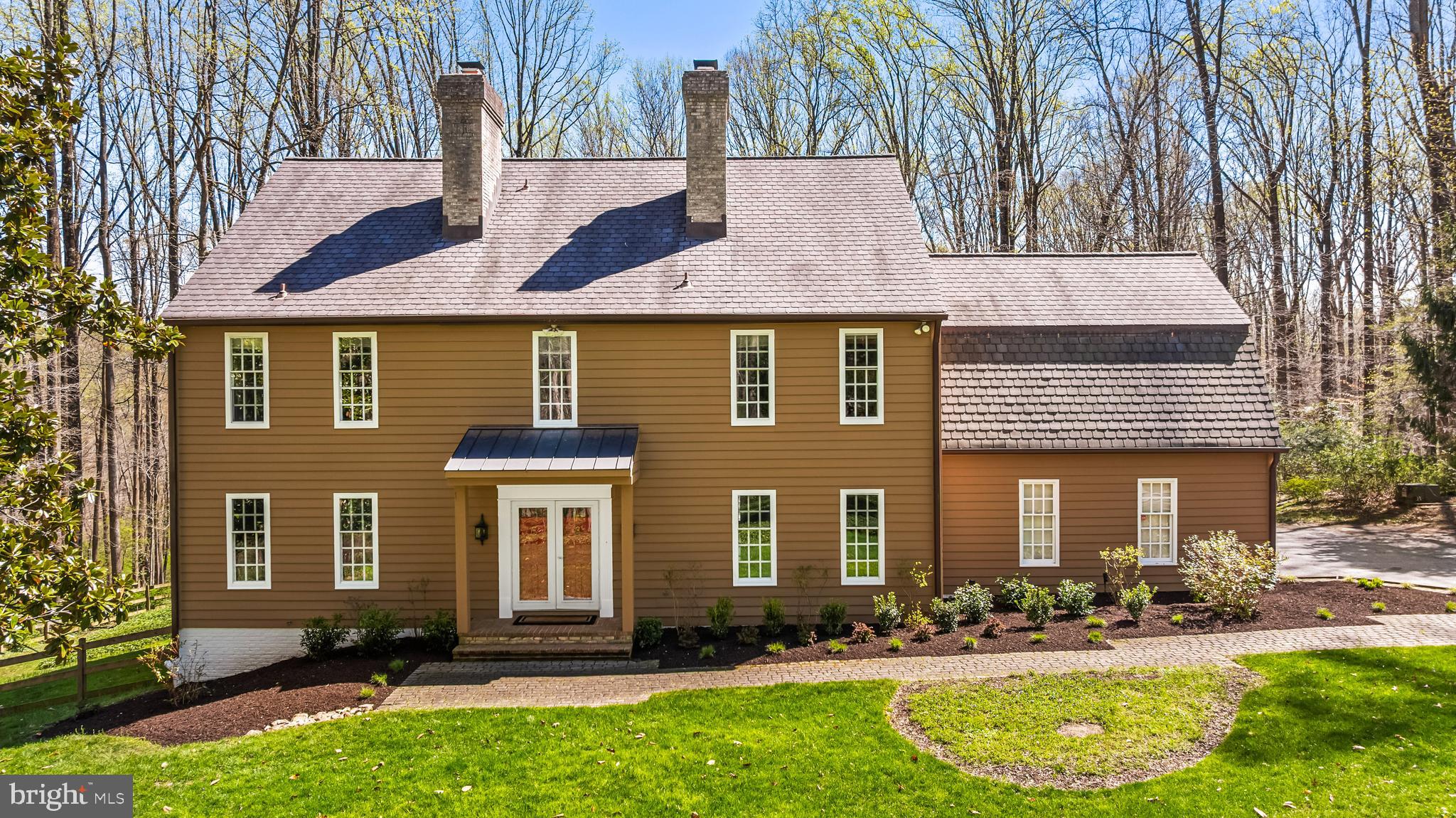 901 CHESTNUT RIDGE DRIVE