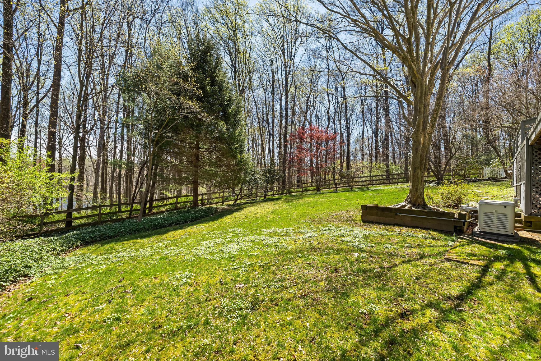 901 CHESTNUT RIDGE DRIVE