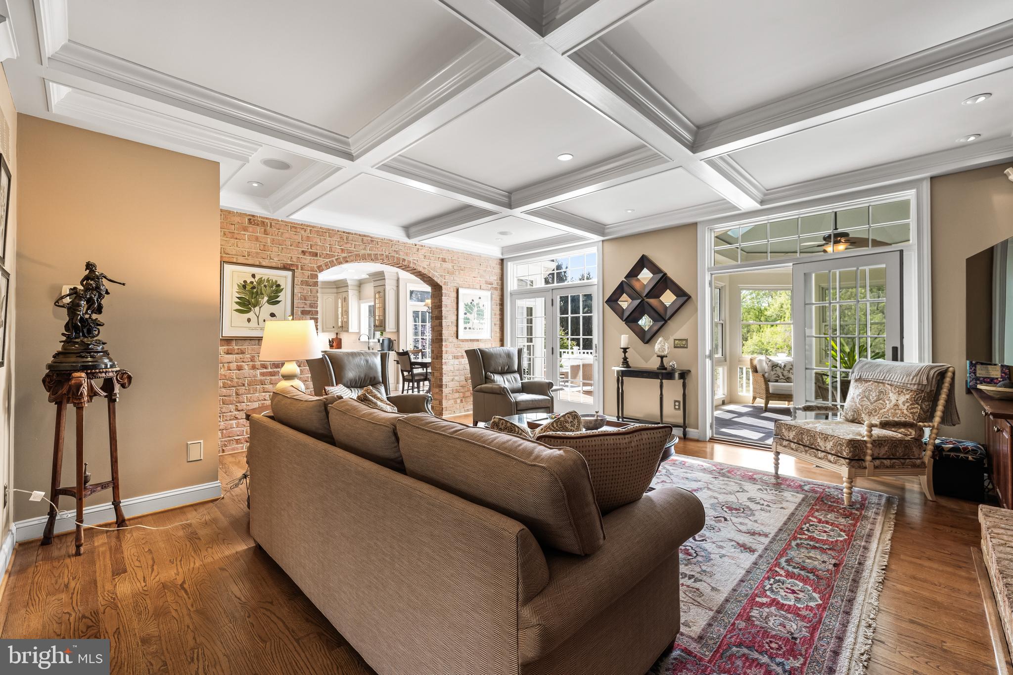 29 SPRINGHILL FARM COURT