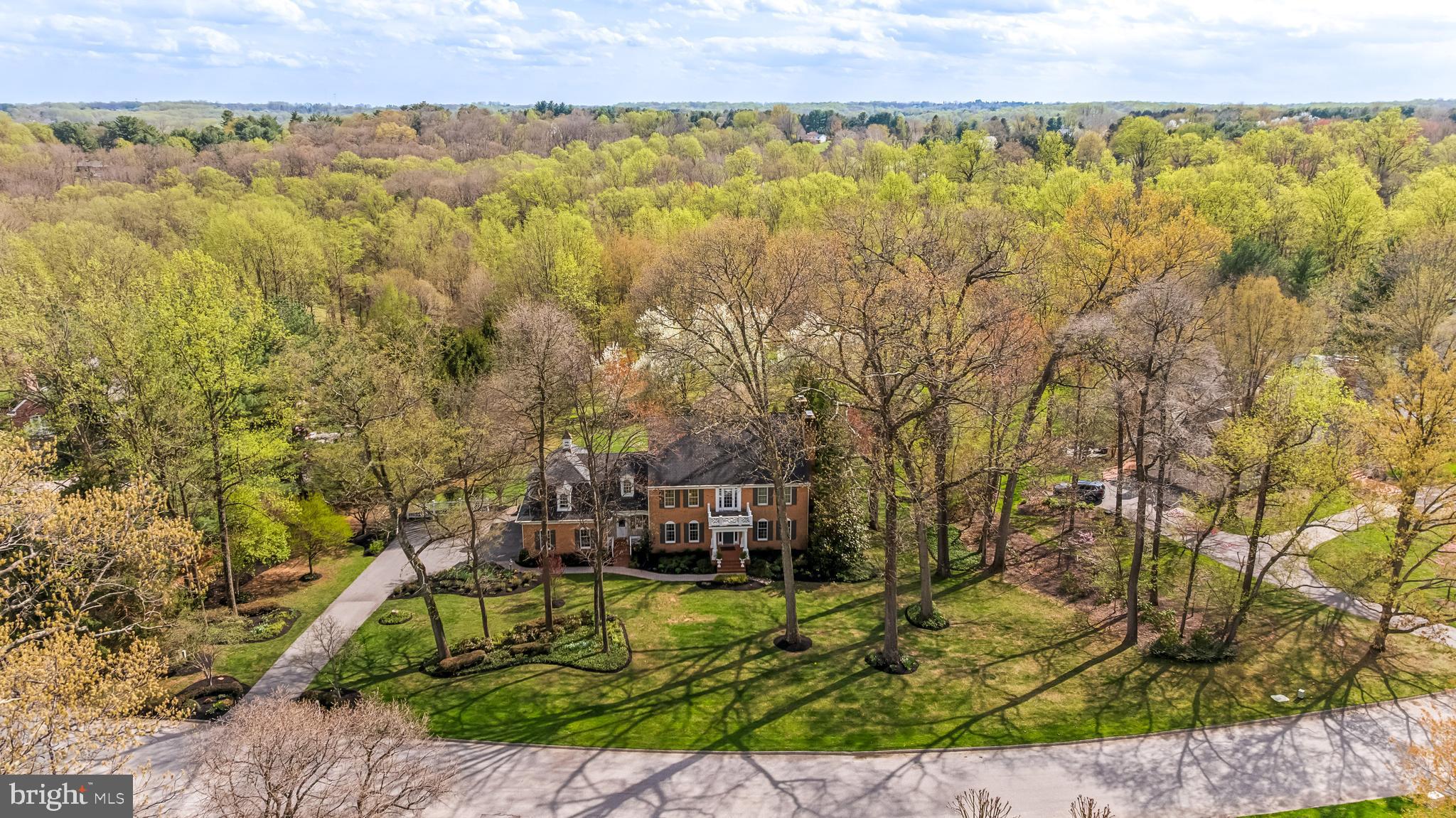 29 SPRINGHILL FARM COURT