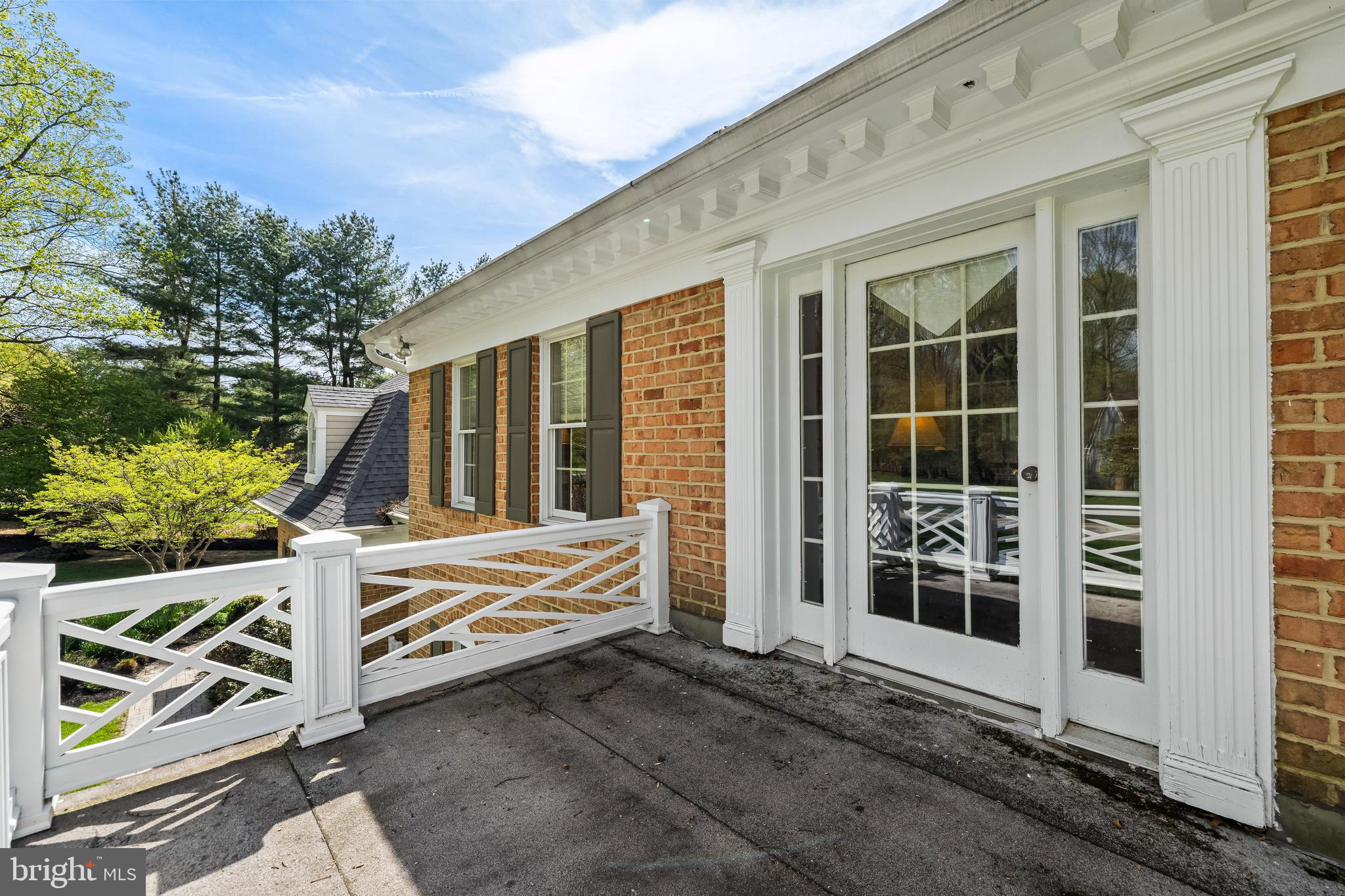 29 SPRINGHILL FARM COURT