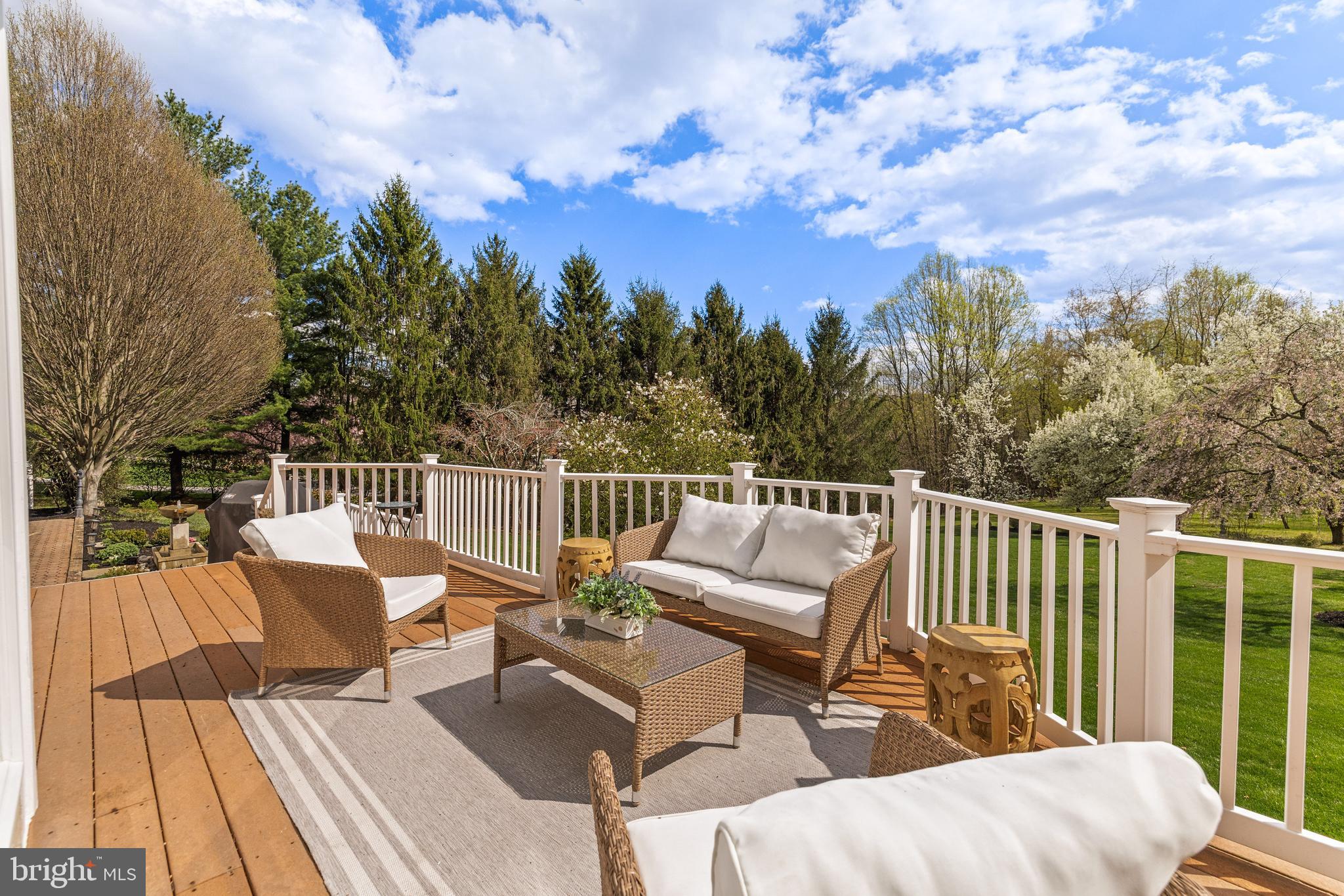 29 SPRINGHILL FARM COURT