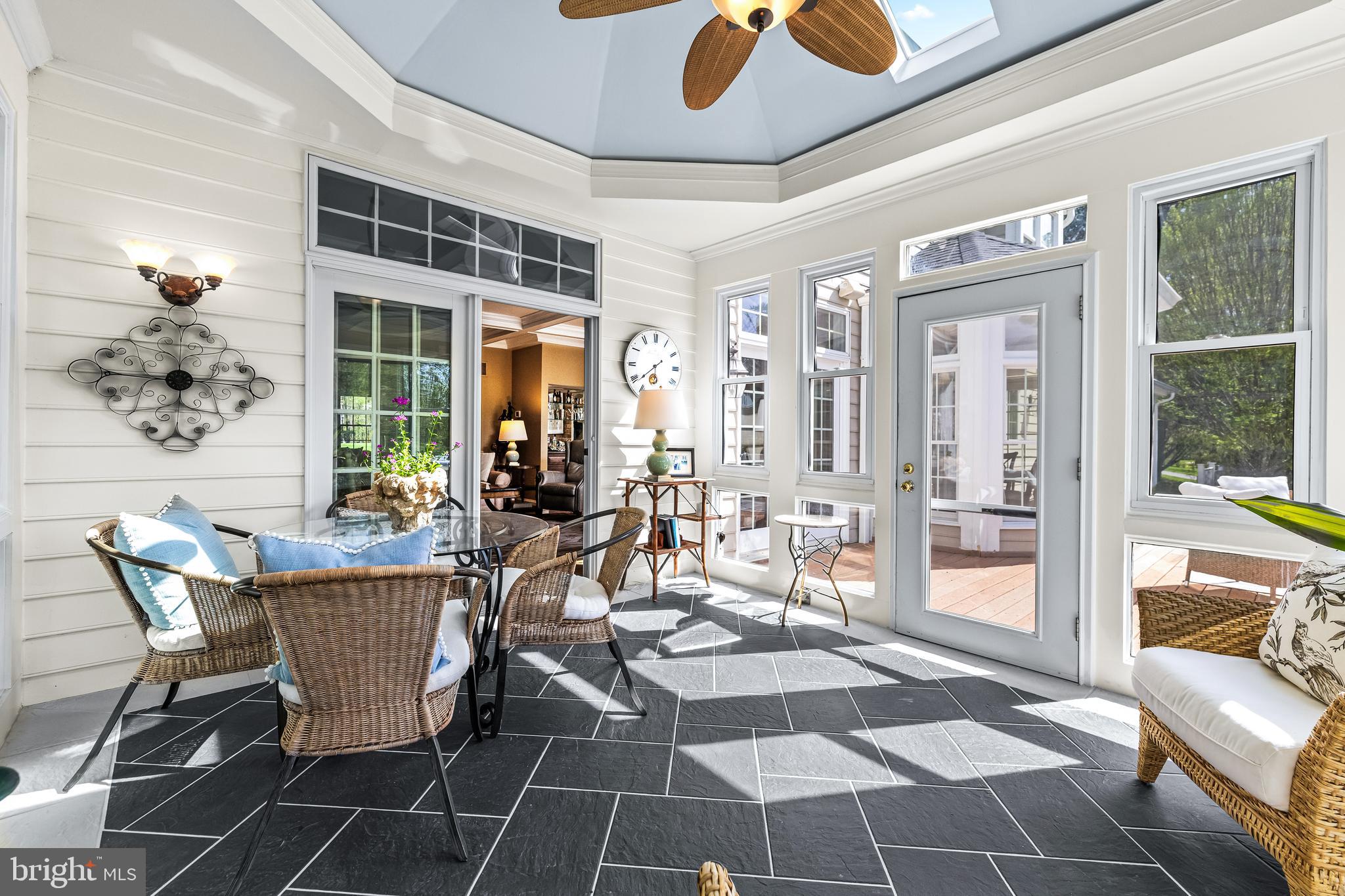 29 SPRINGHILL FARM COURT