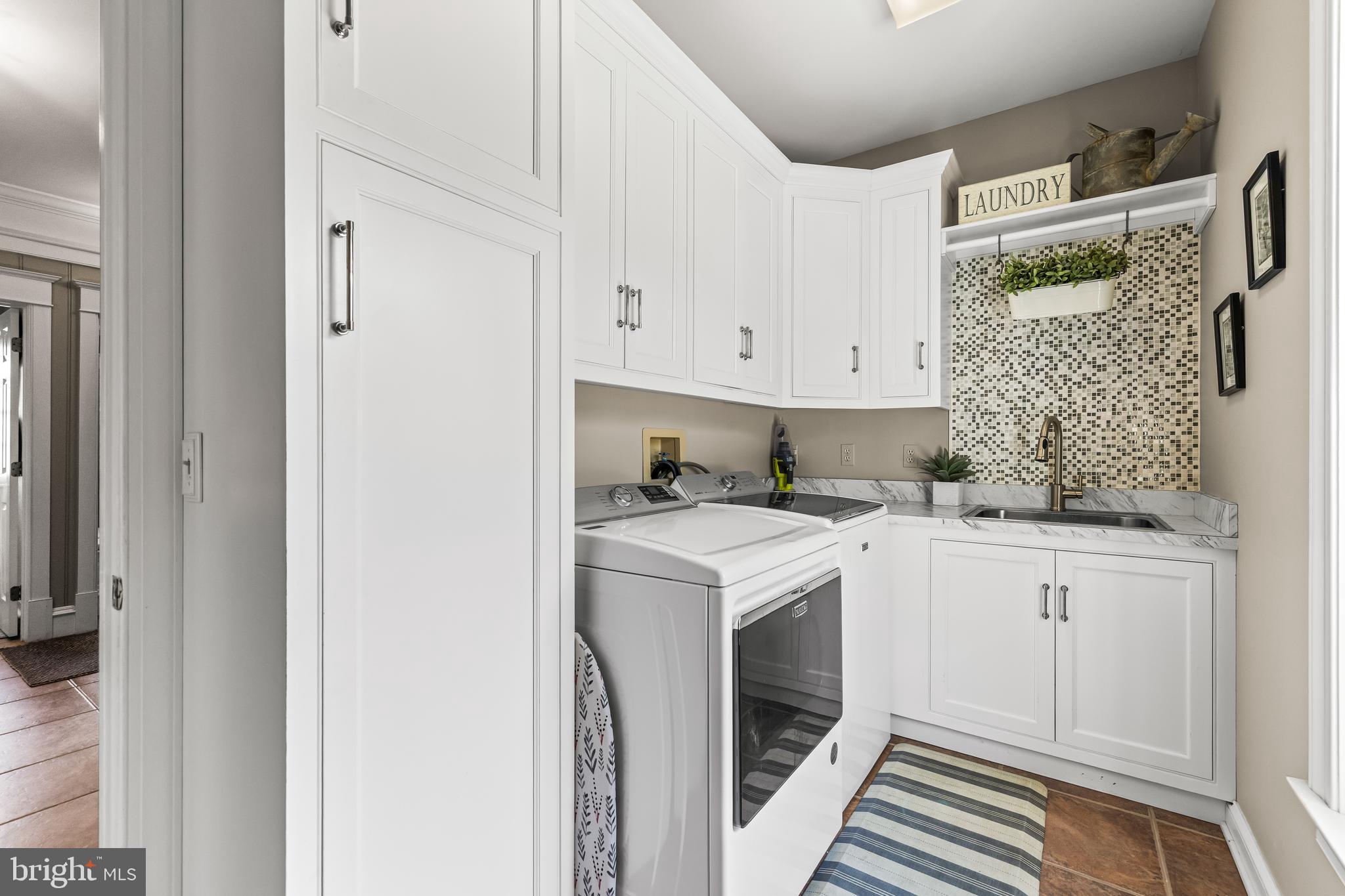 29 SPRINGHILL FARM COURT