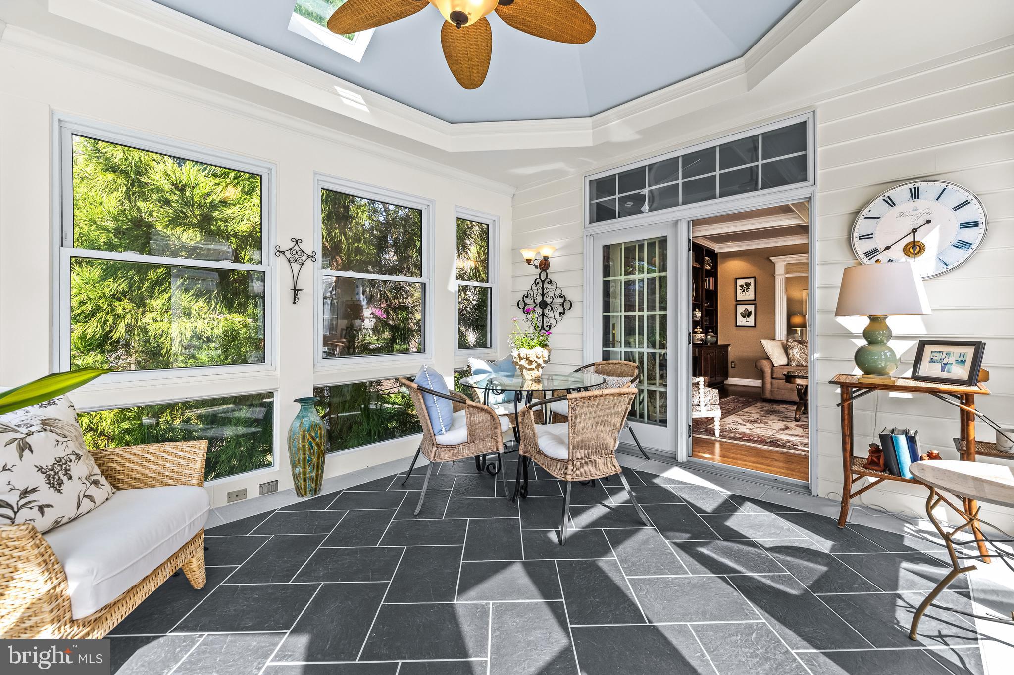 29 SPRINGHILL FARM COURT