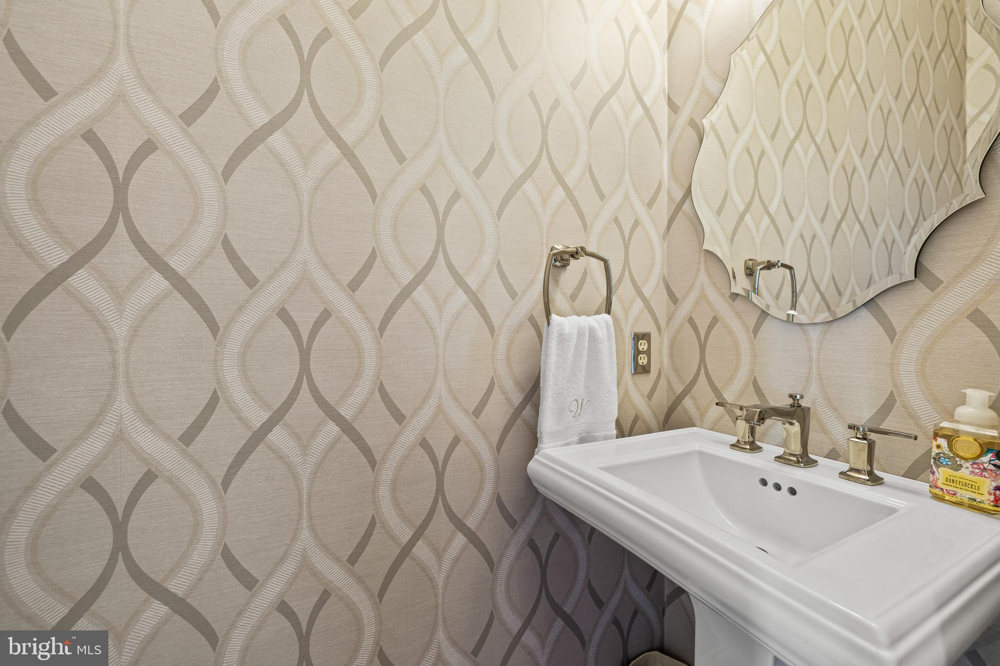 29 SPRINGHILL FARM COURT