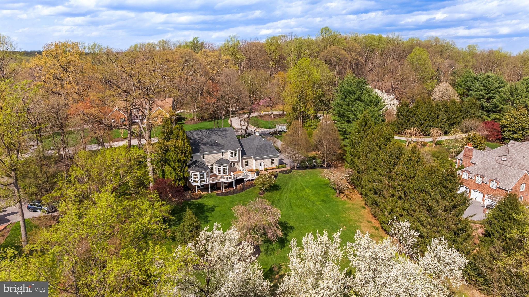 29 SPRINGHILL FARM COURT