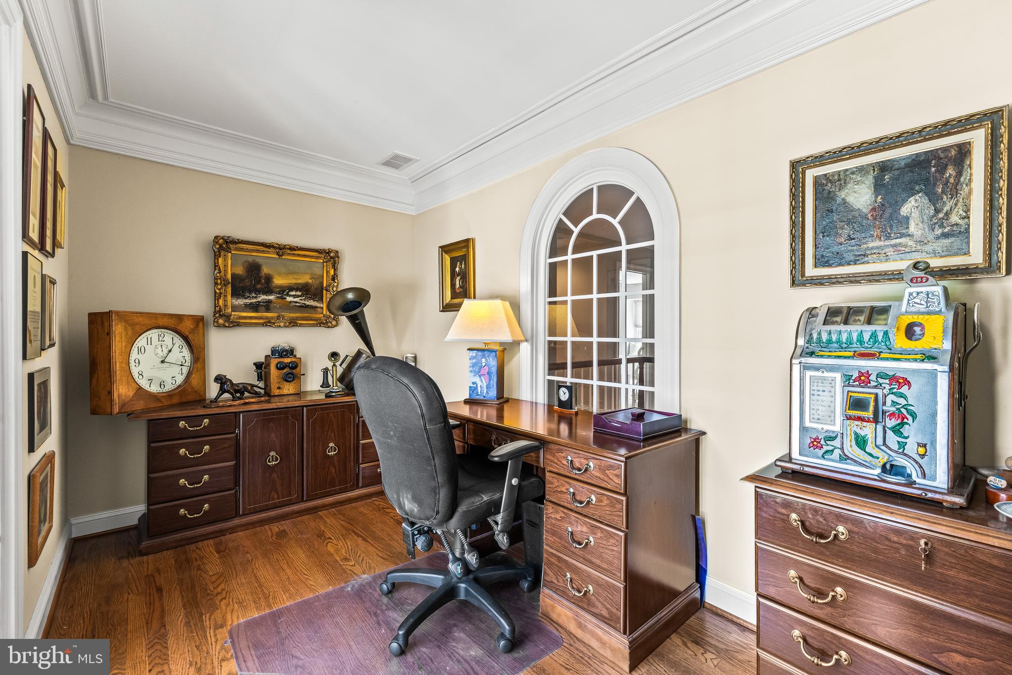29 SPRINGHILL FARM COURT