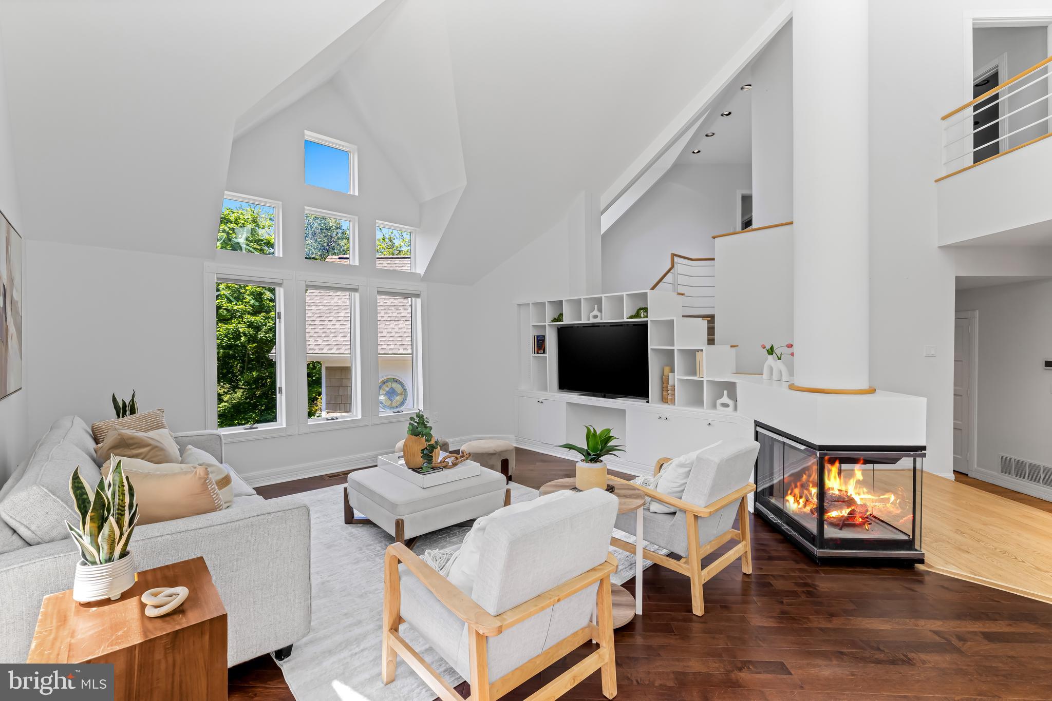 1216 BERWICK ROAD