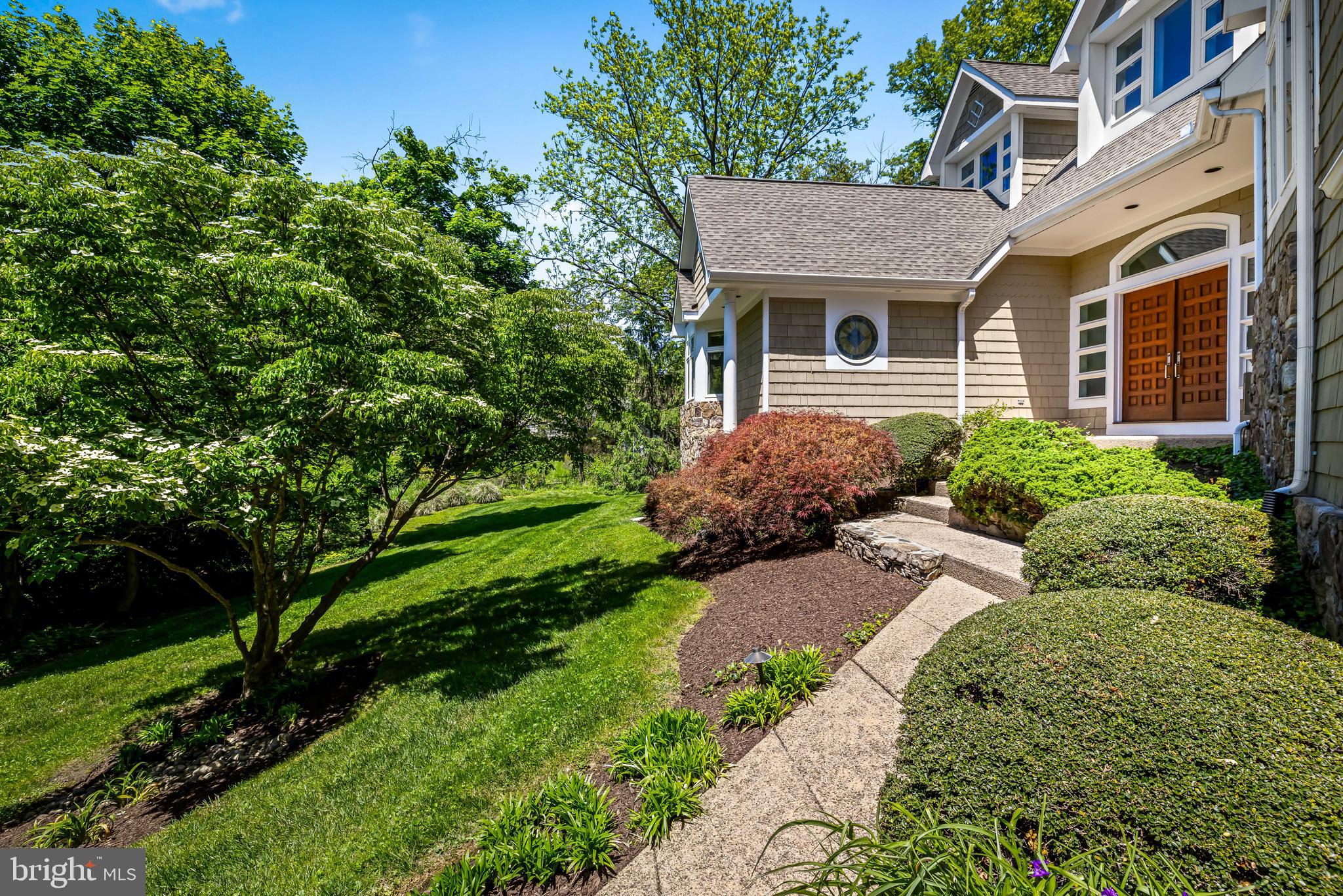 1216 BERWICK ROAD
