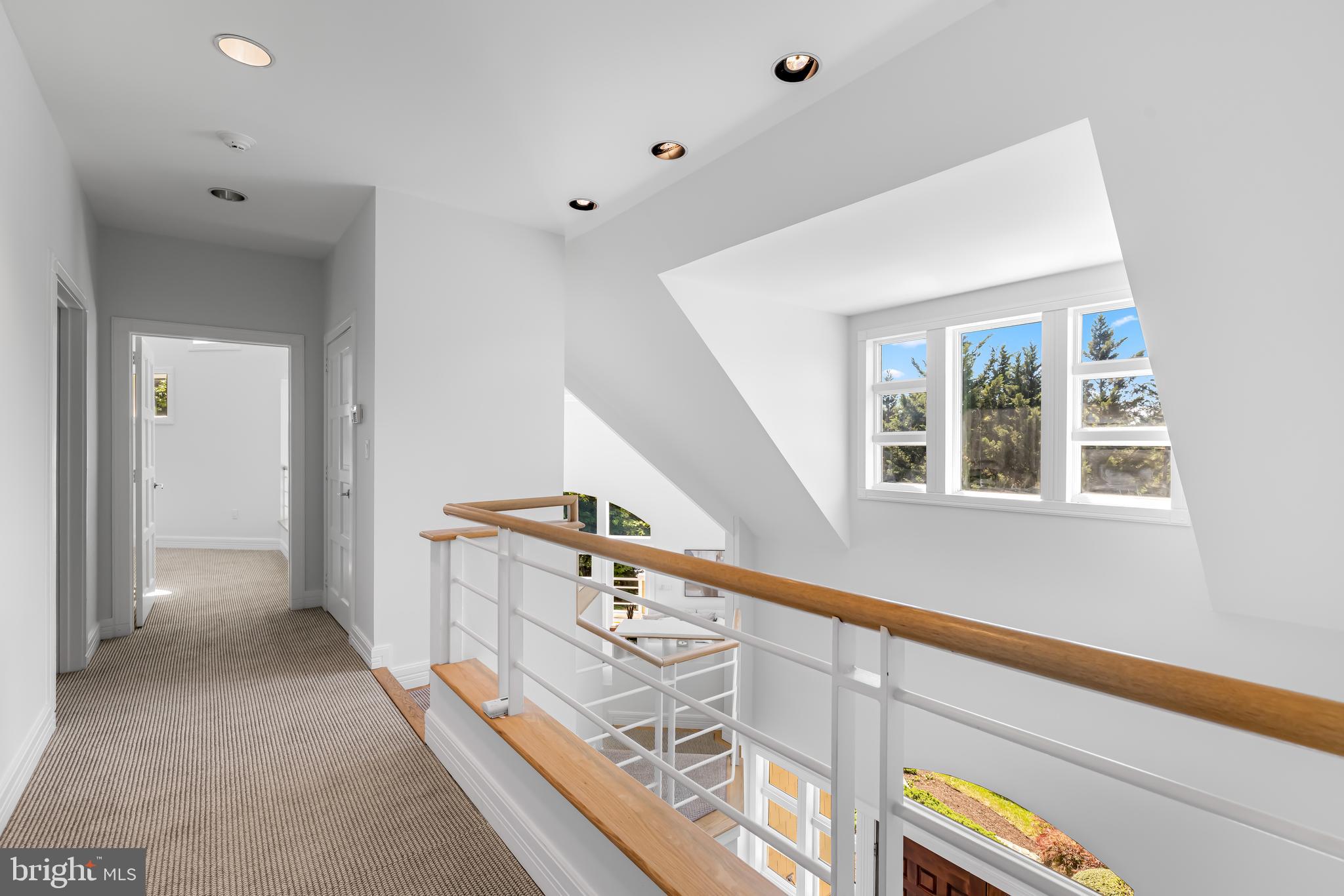 1216 BERWICK ROAD