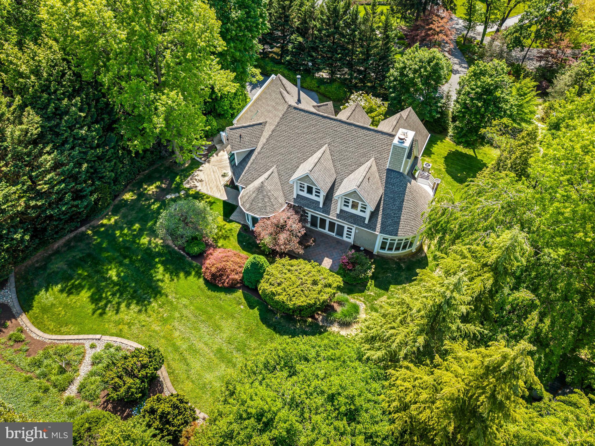 1216 BERWICK ROAD