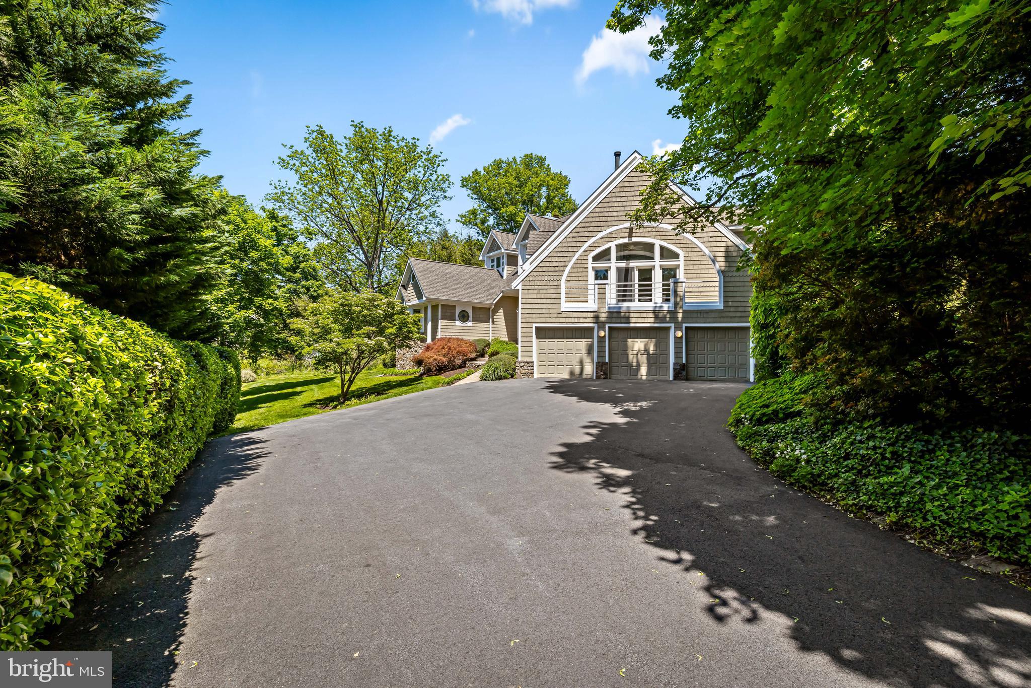 1216 BERWICK ROAD