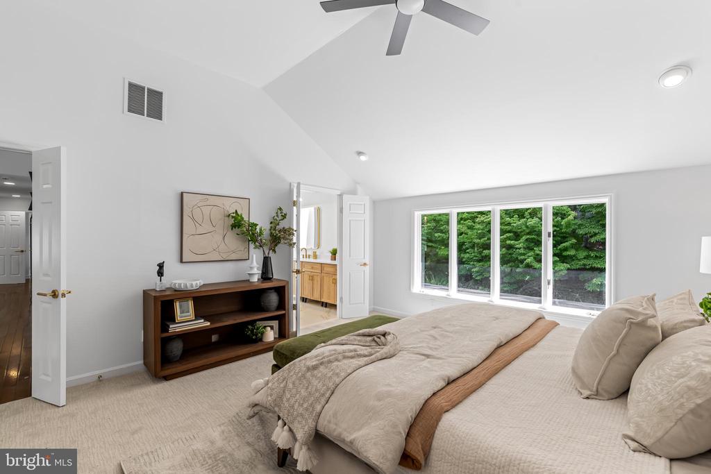 2318 SHADED BROOK DRIVE