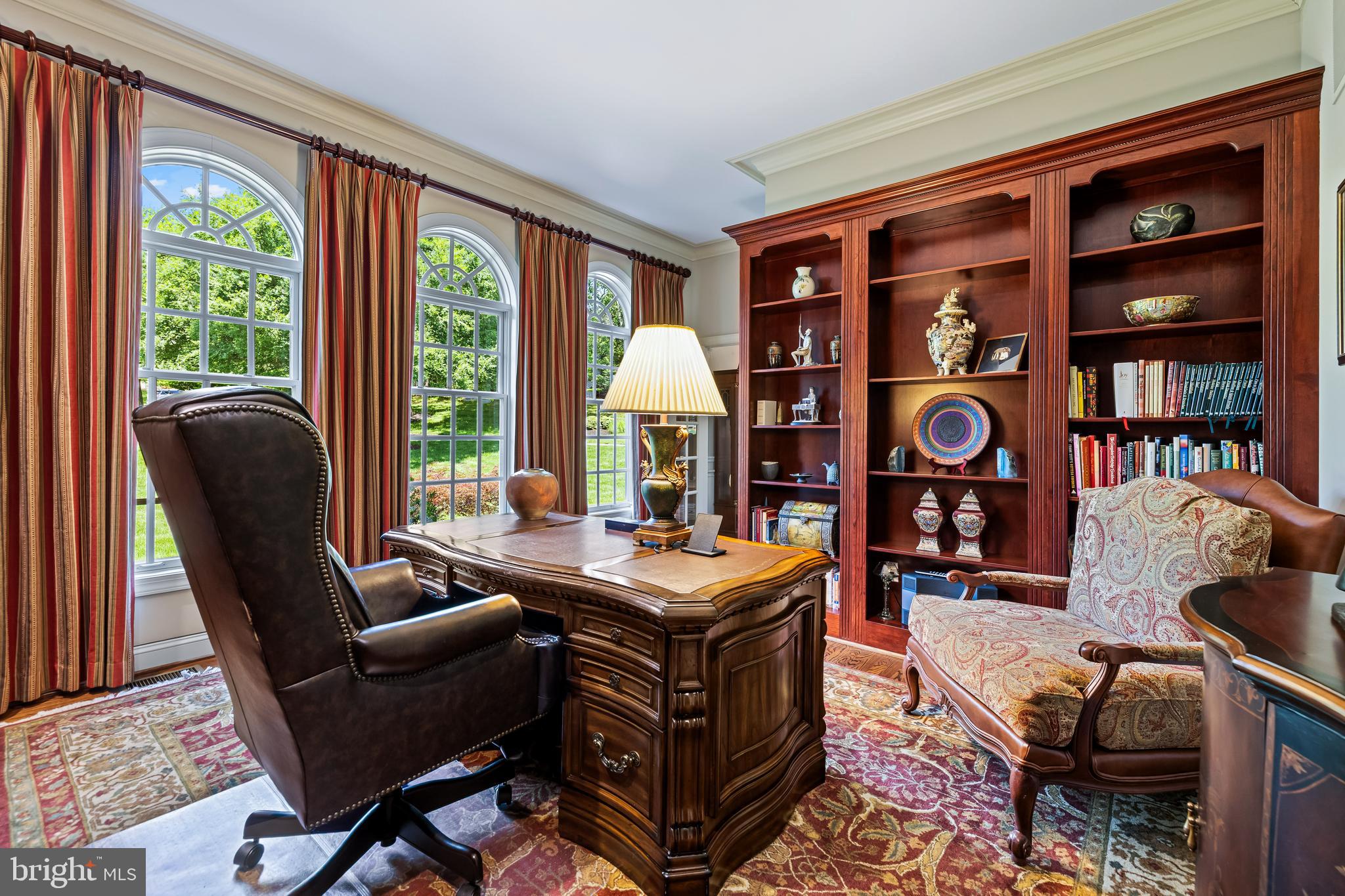 11 SPRINGHILL FARM COURT