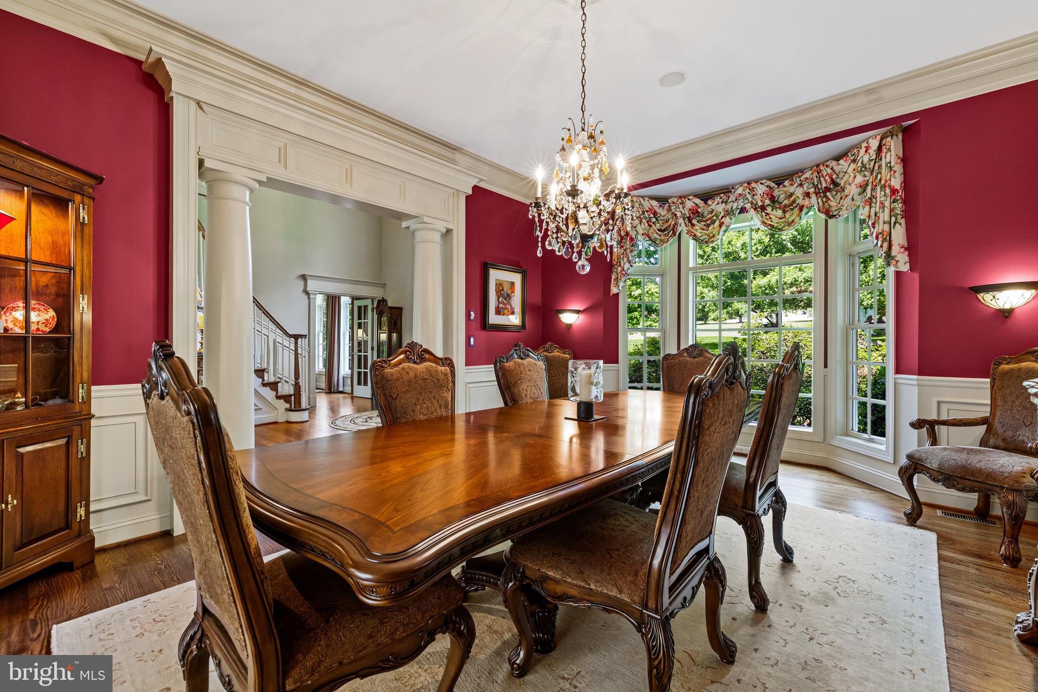 11 SPRINGHILL FARM COURT