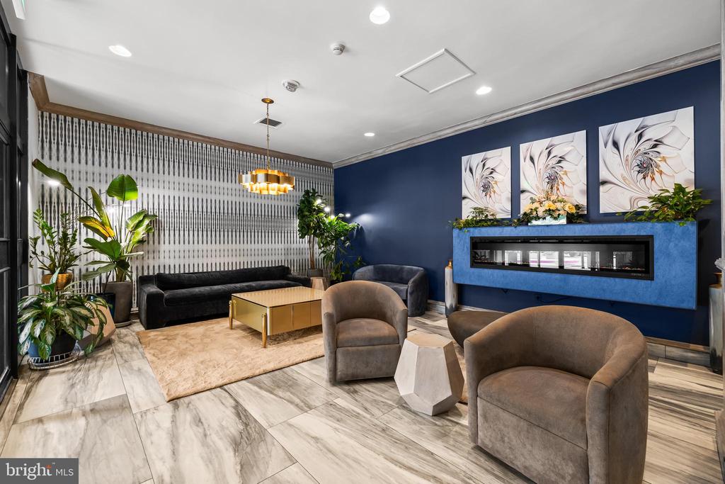 205 E JOPPA ROAD Unit: 1908