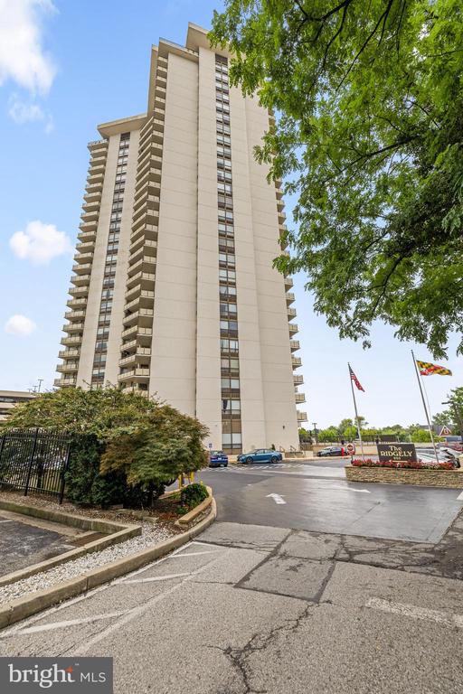 205 E JOPPA ROAD Unit: 1908