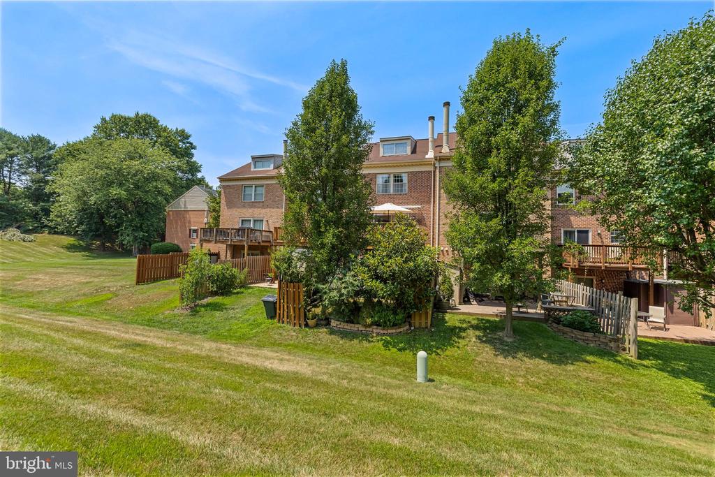22 CROSS FALLS CIRCLE