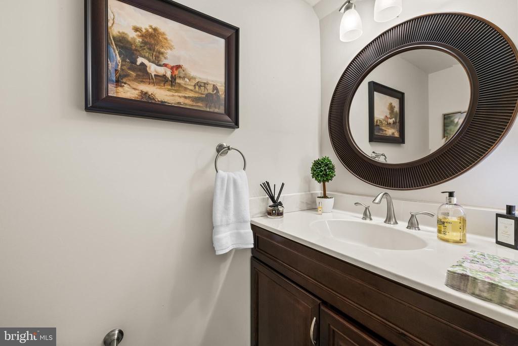 22 CROSS FALLS CIRCLE