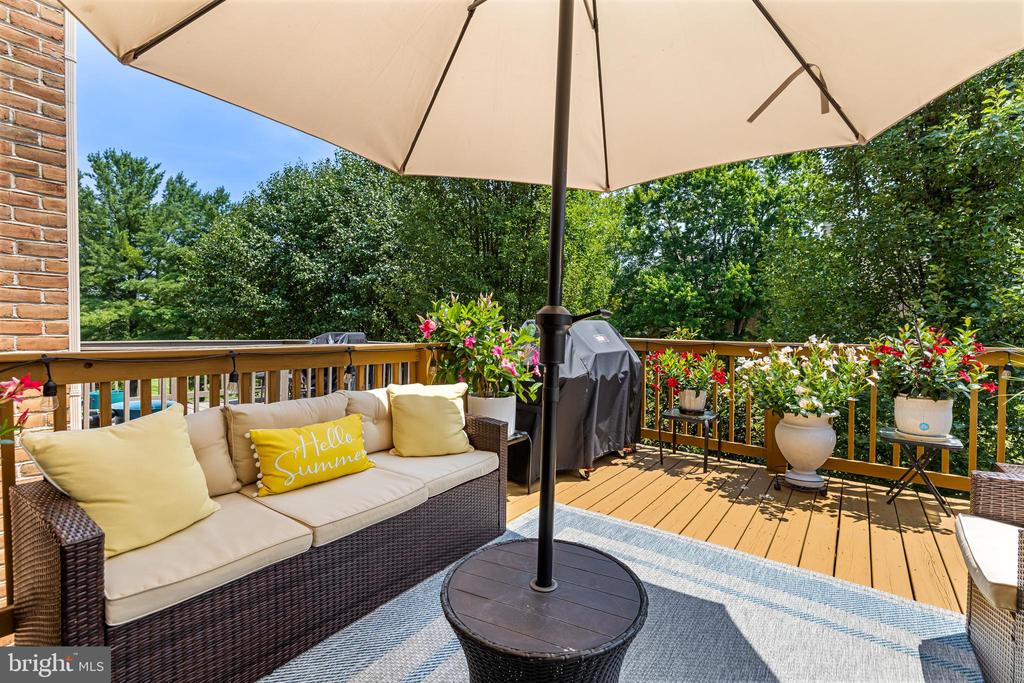 22 CROSS FALLS CIRCLE
