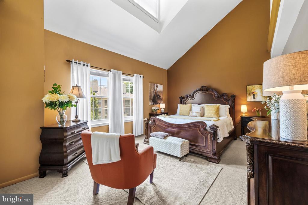 22 CROSS FALLS CIRCLE