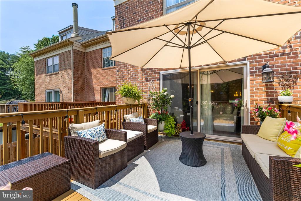 22 CROSS FALLS CIRCLE