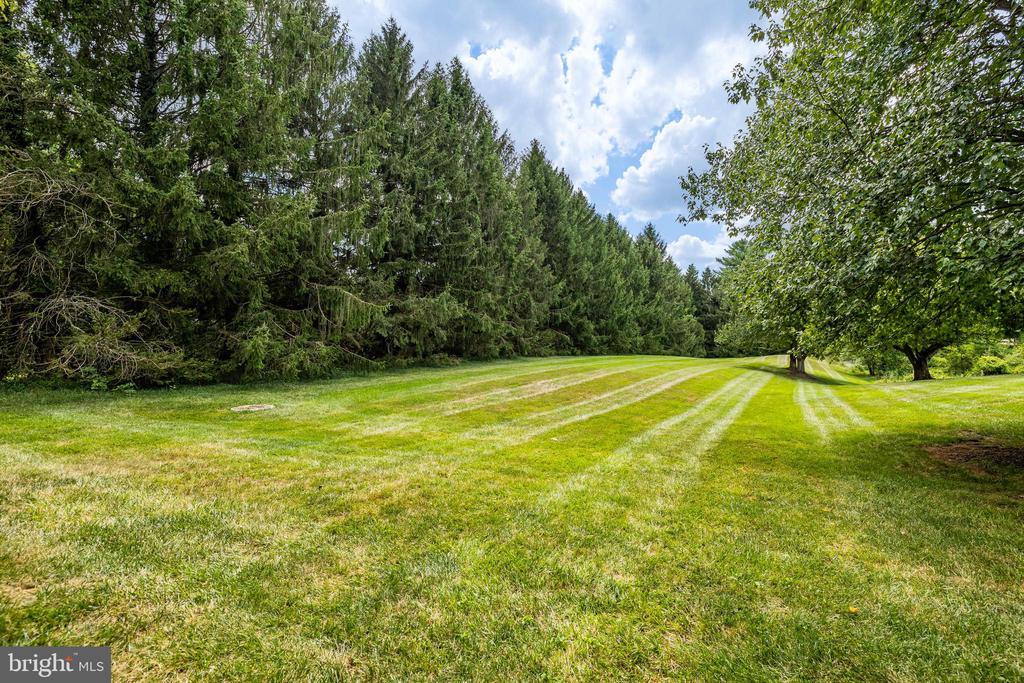 15 FIELDSPRING COURT