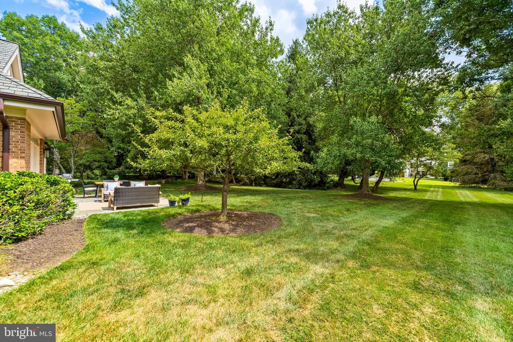 15 FIELDSPRING COURT