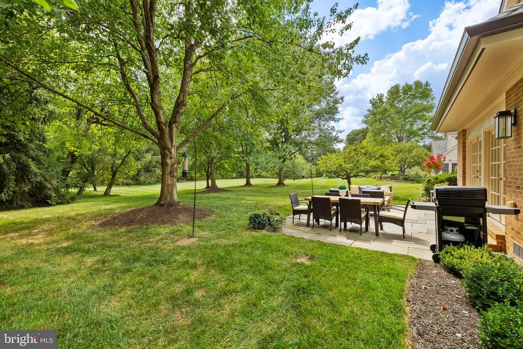 15 FIELDSPRING COURT