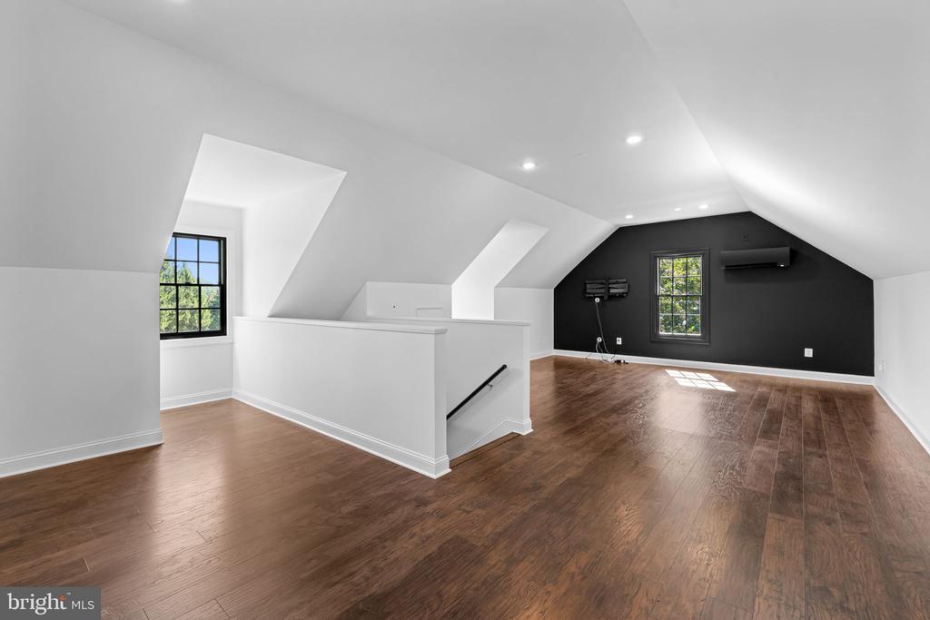 13311 FALLS ROAD