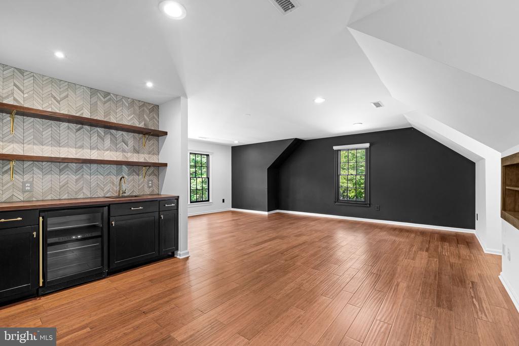 13311 FALLS ROAD