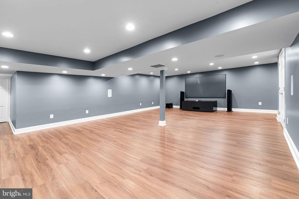 13311 FALLS ROAD
