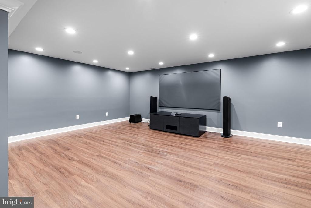 13311 FALLS ROAD