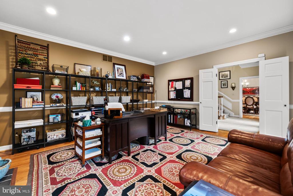 14205 GREENCROFT LANE